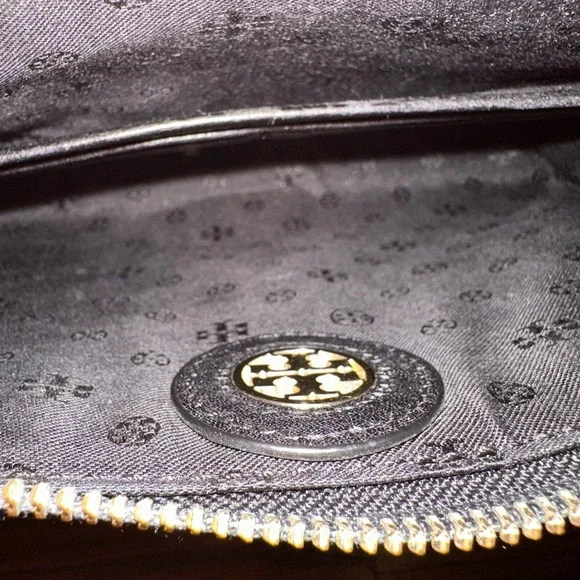 Tory Burch Black Crossbody Bag - Picture 5 of 6